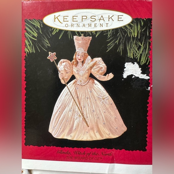 Hallmark Keepsake Ornament The Wizard of Oz Glinda Good Witch of the North 1995 - Picture 2 of 8